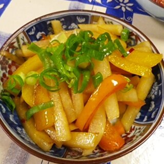 大根パプリカのピリ辛麺つゆ炒め